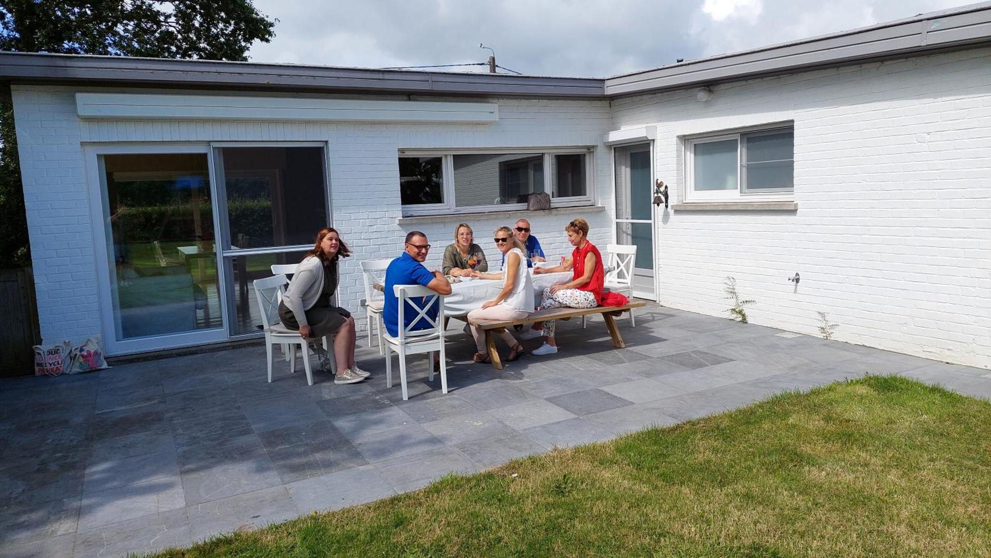 Vakantiewoning Met Permanent Verwarmd Zwembad En Sauna Koekelare 외부 사진